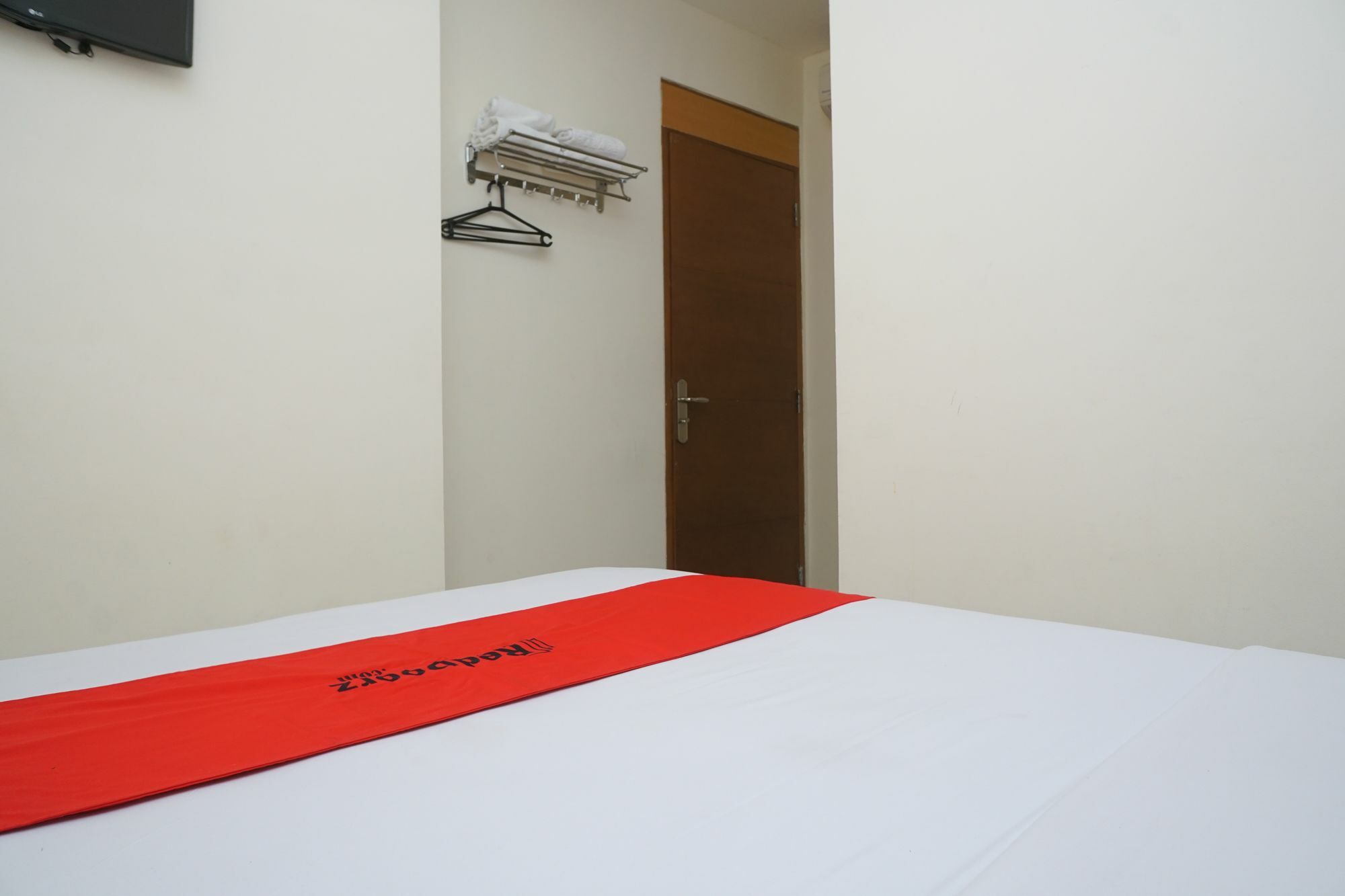 Reddoorz Plus @ Ciumbuleuit Area Bandung Eksteriør bilde
