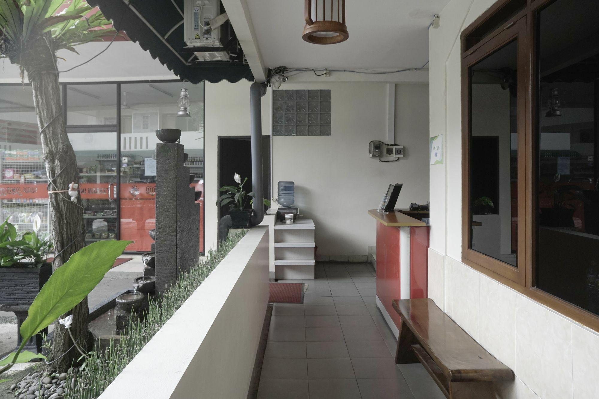 Reddoorz Plus @ Ciumbuleuit Area Bandung Eksteriør bilde